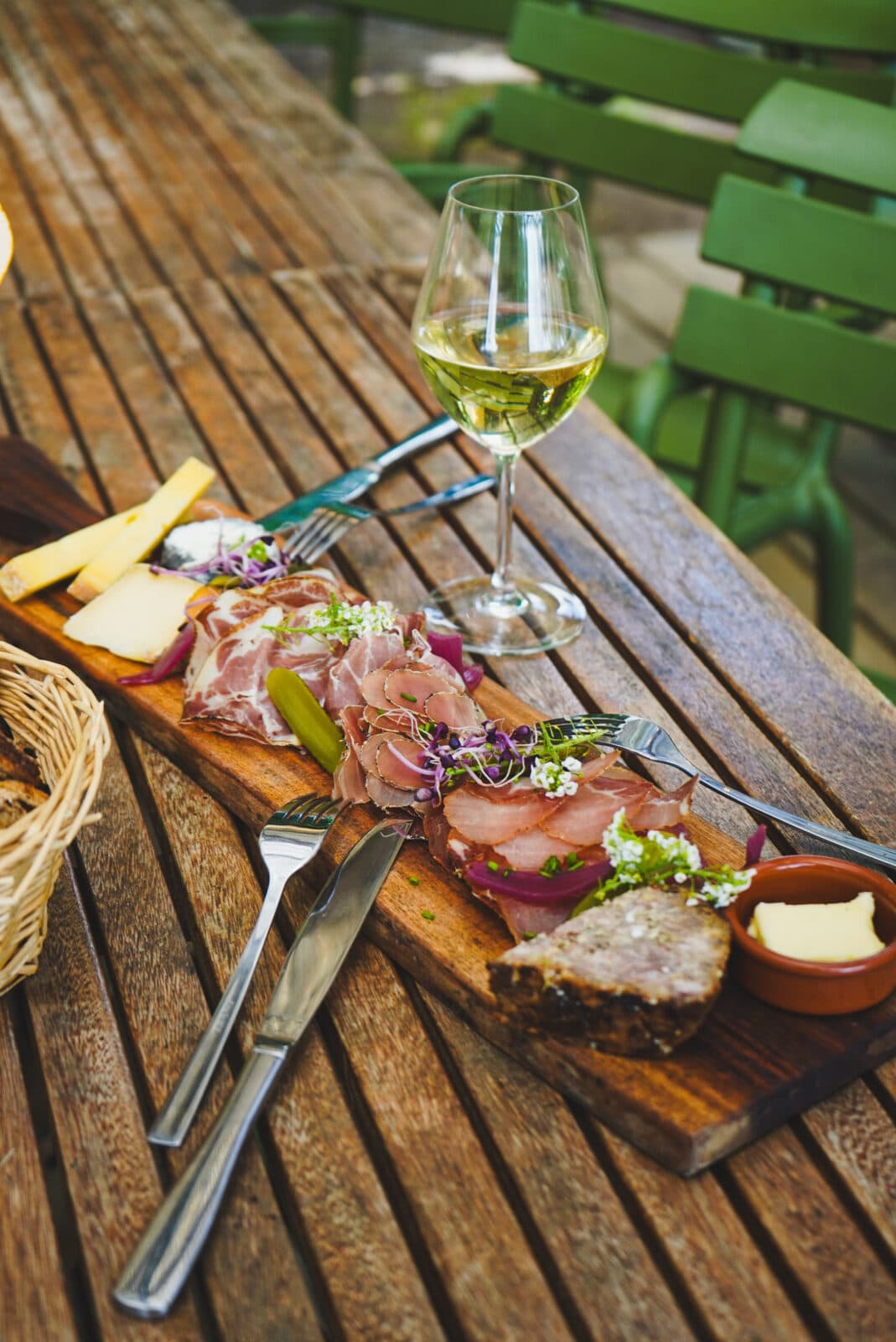 Planche apéro : charcuteries & fromages
